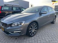 Occasion Volvo V60 Momentum 2016 Grijs (metallic) Stationwagen