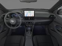 Nieuw Toyota Yaris Executive 131 PK (96 kW) 2025 Rood Hatchback