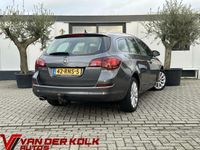 tweedehands Opel Astra Sports Tourer 1.4 Turbo Cosmo Navigatie ClimateCon