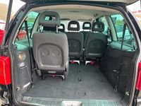 tweedehands VW Sharan 1.8 Turbo Sportline 7Pers - Clima - Cruise - Trekhaak