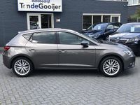Occasion Seat Leon Business 110 PK (80 kW) 2017 Grijs Hatchback