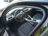 tweedehands BMW 318 3-SERIE i Touring Luxury Line 143Pk
