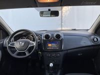 Occasion Dacia Logan MCV Lauréate 2017 Rood (metallic) MPV