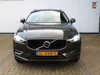 tweedehands Volvo XC60 2.0 T8 Twin Engine AWD Momentum | Incl. 1 jaar Garantie | Navi | Cruise | Clima | Stoelverwarming | Elektrische kofferbak | LED koplampen | Parkeersensoren V+A | Apple CarPlay/Android Auto | Keyless entry/start | Panorama dak | 19 Inch LMV | Ge