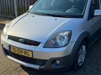 tweedehands Ford Fiesta 1.4-16V Crossroad / Airco / NAP / APK bij aflevering