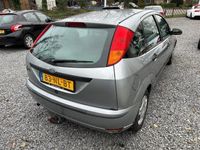 tweedehands Ford Focus 1.6-16V Ambiente