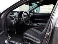 Occasion Lexus UX 250h Sport Line 184 PK (135 kW) 2023 Grijs SUV