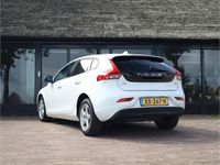 Occasion Volvo V40 Kinetic 123 PK (90 kW) 2015 Wit Stationwagen