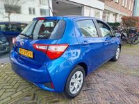 tweedehands Toyota Yaris 1.0 VVT-i Comfort 5Drs /28.000 Km/Airco/1e Eig/Bluetooth/NAP/Garantie