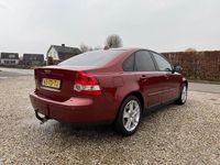 Occasion Volvo S40 101 PK (74 kW) 2006 Rood (metallic) Sedan