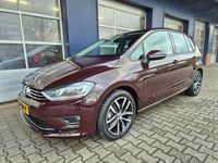 Occasion VW Golf Sportsvan Highline 110 PK (80 kW) 2018 Rood MPV