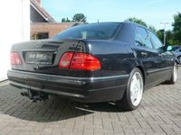 tweedehands Mercedes E420 V8 Aut Designo Collectors Item