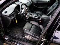 tweedehands Porsche Macan Turbo 2.0 252pk Aut. Pano|Xenon|Leder|Navi|Luchtve