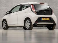 tweedehands Toyota Aygo 1.0 VVT-i x-play Sport (NAVIGATIE CAMERA BLUETOO