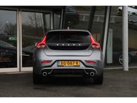 tweedehands Volvo V40 T3 Polar+ Sport (R-Design) | Harman/Kardon | Panoramadak | Navigatie | Camera | Parkeerassistentie | Stoelverwarming | DAB