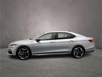 Nieuw Skoda Superb Business Line 204 PK (150 kW) 2025 Pebble silver Hatchback