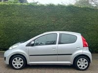 Occasion Peugeot 107 68 PK (50 kW) 2009 Grijs Hatchback