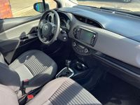 tweedehands Toyota Yaris 1.5 Hybrid Active Automaat! Navigatie!