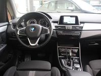 tweedehands BMW 218 2-SERIE Active Tourer i Executive Launch Edition | Trekhaak |