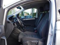 tweedehands VW Touran 1.0 TSI 116 PK Comfortline Business 7p Navigatie