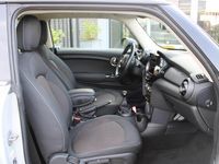 tweedehands Mini Cooper 1.5 Business Navi/Nap/Dealer onderhoud!!