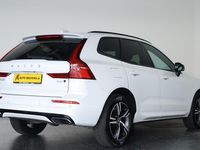 tweedehands Volvo XC60 2.0 B5 AWD R-Design Navi / LED / Leder / Carplay /