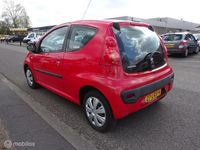 Occasion Peugeot 107 Urban Move 68 PK (50 kW) 2010 Rood Hatchback