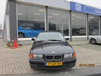 tweedehands BMW 318 Cabriolet 318i Exec.Comfort