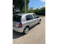 tweedehands Renault Clio 1.2-16V Community