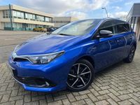 tweedehands Toyota Auris 1.8 Hybrid Executive Black Edition Stoelverwarming