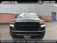 tweedehands Dodge Ram PICKUP 1500 Laramie Night Edition Modeljaar "24 | BOMVOL!| Panoramadak elect. | Luchtvering | Virtual cockpit | Tonneau cover | Multi functionele tailgate| Geheel rijklaar incl. LPG &Trekhaak| !!!25X OP VOORRAAD!!! | Nieuwe Auto incl. LPG | Gehe