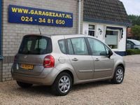 Occasion Renault Grand Modus Night&Day 112 PK (82 kW) 2011 Bruin MPV