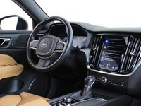 tweedehands Volvo V60 D4 Momentum Pro | Parkeercamera | Harman Kardon |