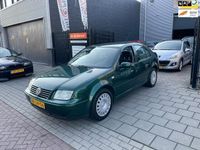 Occasion VW Bora Trendline 116 PK (85 kW) 1999 Groen, metallic lak Sedan