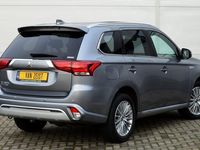 tweedehands Mitsubishi Outlander P-HEV 2.4 INSTYLE 4WD | PLUG IN HYBRID | HOGE ZIT |