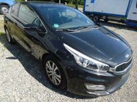 tweedehands Kia Ceed 1.4 benzine ,eur5!!,98 dkm ,airco,gps,cruise ,coupé, 7950.eur handelaar