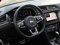 tweedehands VW Tiguan 2.0 TSI 4Motion Highline R-Line Pano | Camera | Trekhaak