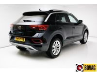 tweedehands VW T-Roc 110 PK 1.0 TSI nw. model Navigatie, Stoelverwarming, Climate-control, Cruise, Aut.inparkeren, Inklapbare spiegels