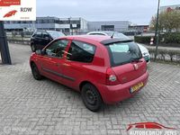 Occasion Renault Clio II Campus 58 PK (42 kW) 2006 Rood Hatchback