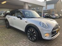 tweedehands Mini Cooper 1.5136 Navi / pan. dak