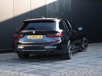 Occasion BMW 330 Executive 2019 Zwart (metallic) Stationwagen
