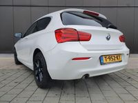 tweedehands BMW 118 1-SERIE i / AUTOMAAT/ SCHUIFDAK/ LEDEREN BEKLEDING/ NIEUWE VELGEN/ 2015/ 2E EIGENAAR