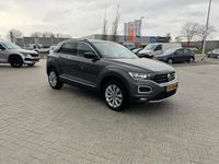 tweedehands VW T-Roc 1.5 TSi 150 Pk DSG Sport | Navi | Camera | LED | ACC | Elektrische kofferklep | Stoelverwarming |