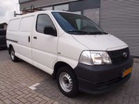 tweedehands Toyota HiAce 2.5 D-4D LWB COMFORT 105.000km like new!