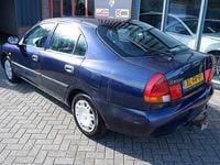 Occasion Mitsubishi Carisma 99 PK (72 kW) 1999 Blauw Hatchback