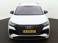 tweedehands Audi Q4 e-tron 40 Launch edition S Competition 77 kWh 204 PK | Nieuw | Fabrieksgarantie | Warmtepomp | Dynamiekpakket | Achteruitrijcamera | Apple Carplay | Android