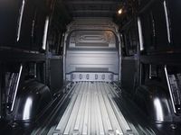 Occasion Mercedes Sprinter 190 PK (139 kW) 2024 Zilver Van