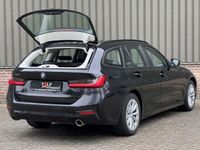 tweedehands BMW 318 318 3-serie Touring i Corporate Executive Automaat