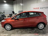 tweedehands Ford Fiesta 1.4 Ghia Climate/Cruise/parkeensen