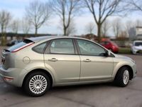 tweedehands Ford Focus 1.8 Limited CLIMA PARKEERSENSOREN NAVI LM